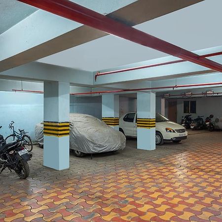 Treebo Trend Grand Plaza Nampally Хидерабад Екстериор снимка