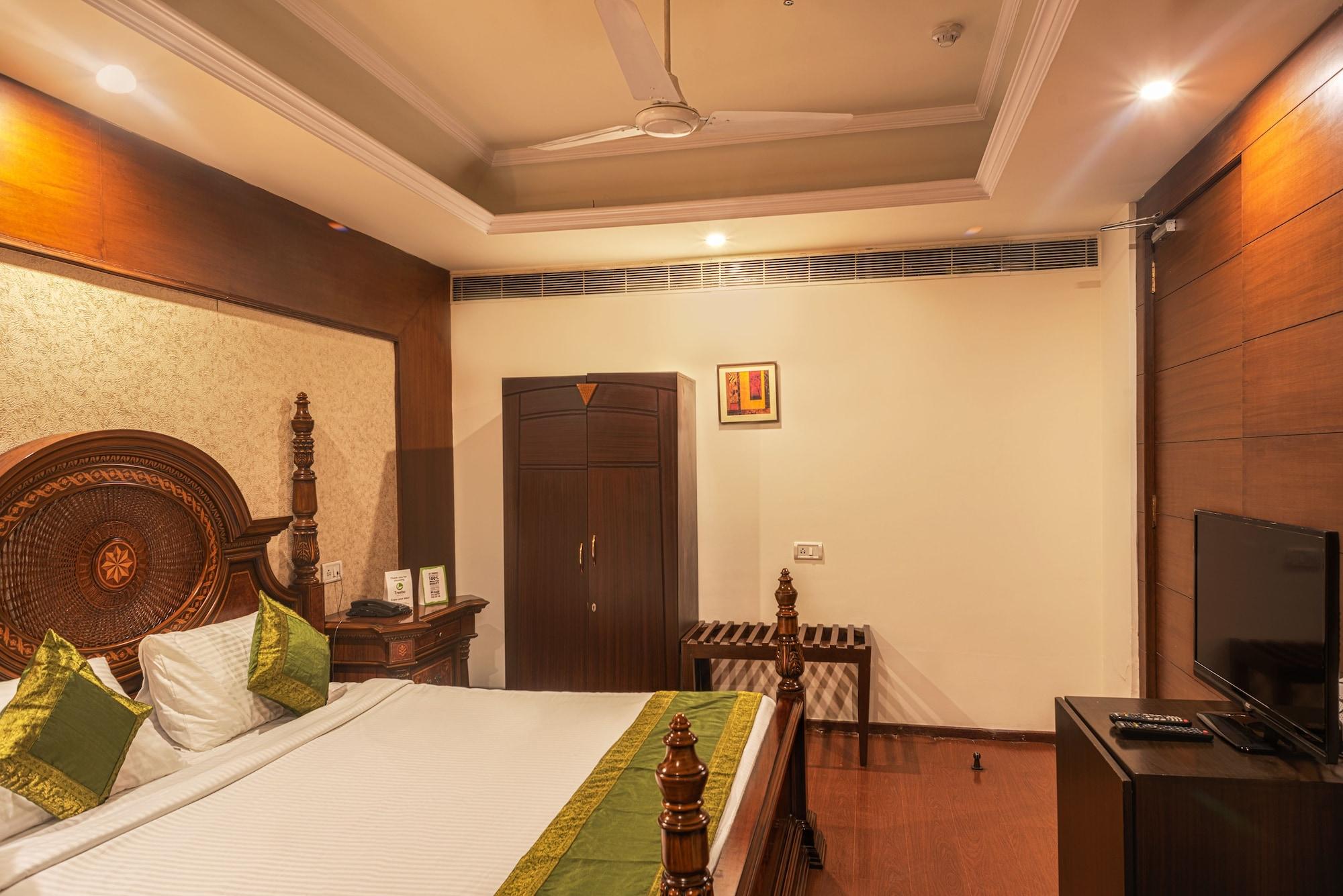 Treebo Trend Grand Plaza Nampally Хидерабад Екстериор снимка