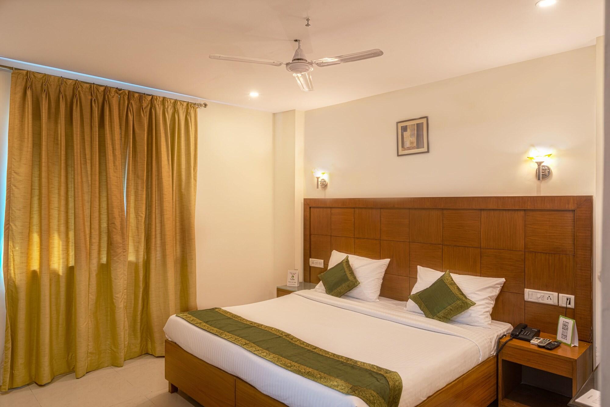Treebo Trend Grand Plaza Nampally Хидерабад Екстериор снимка