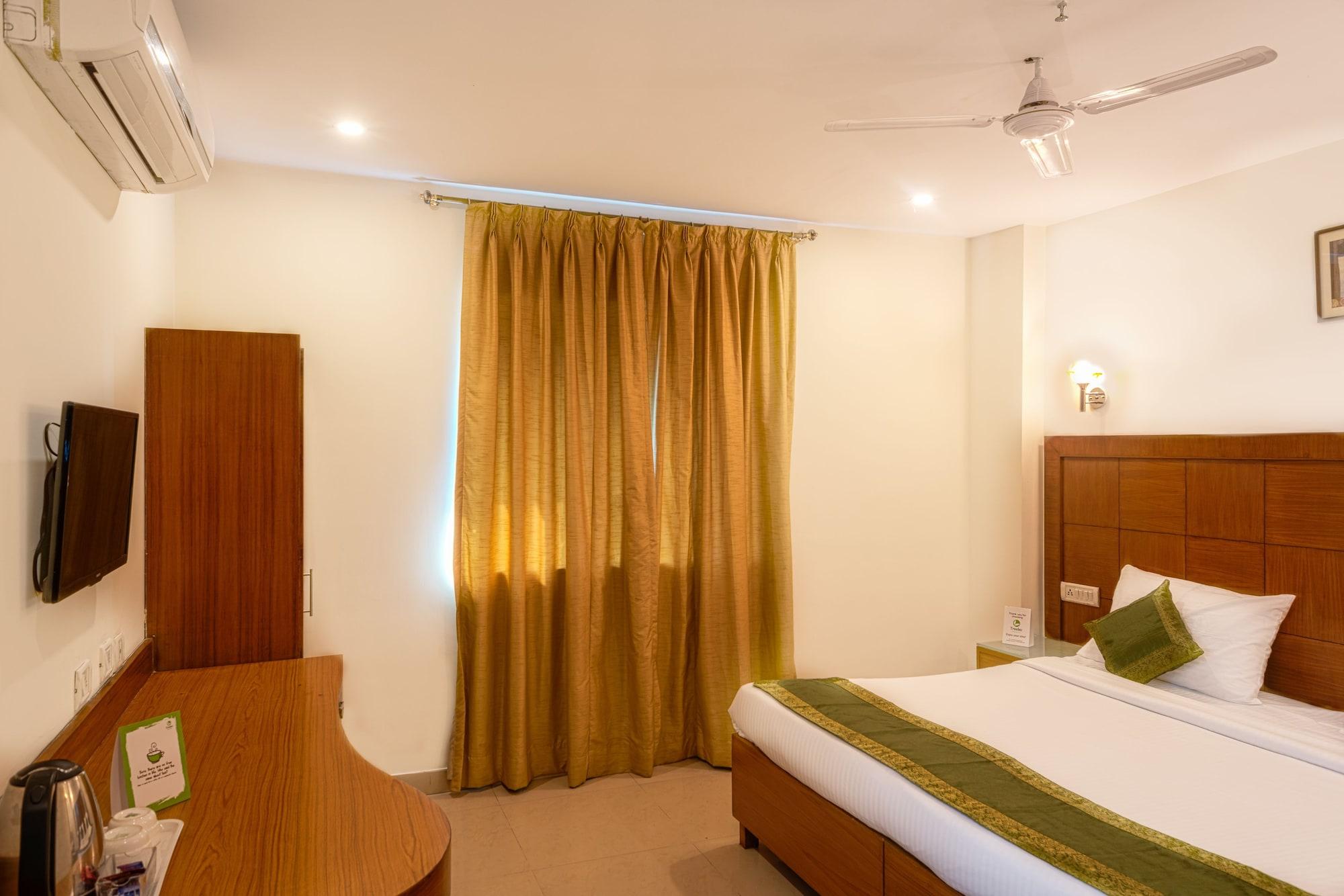 Treebo Trend Grand Plaza Nampally Хидерабад Екстериор снимка