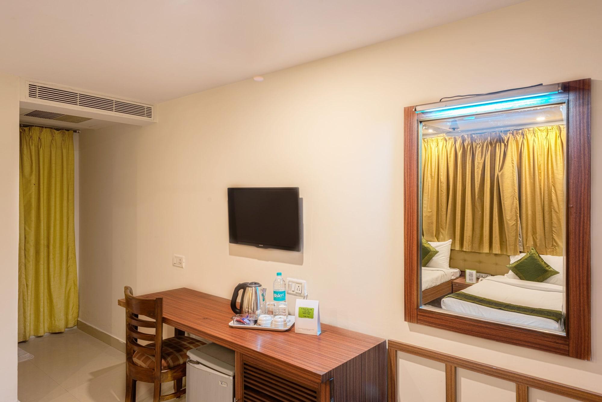 Treebo Trend Grand Plaza Nampally Хидерабад Екстериор снимка