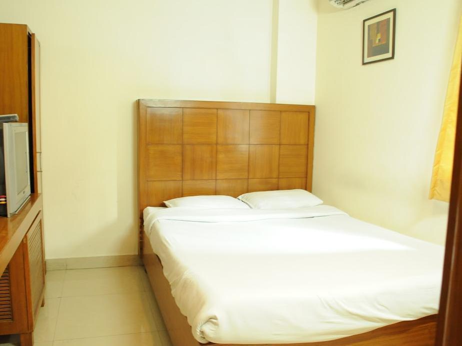 Treebo Trend Grand Plaza Nampally Хидерабад Екстериор снимка